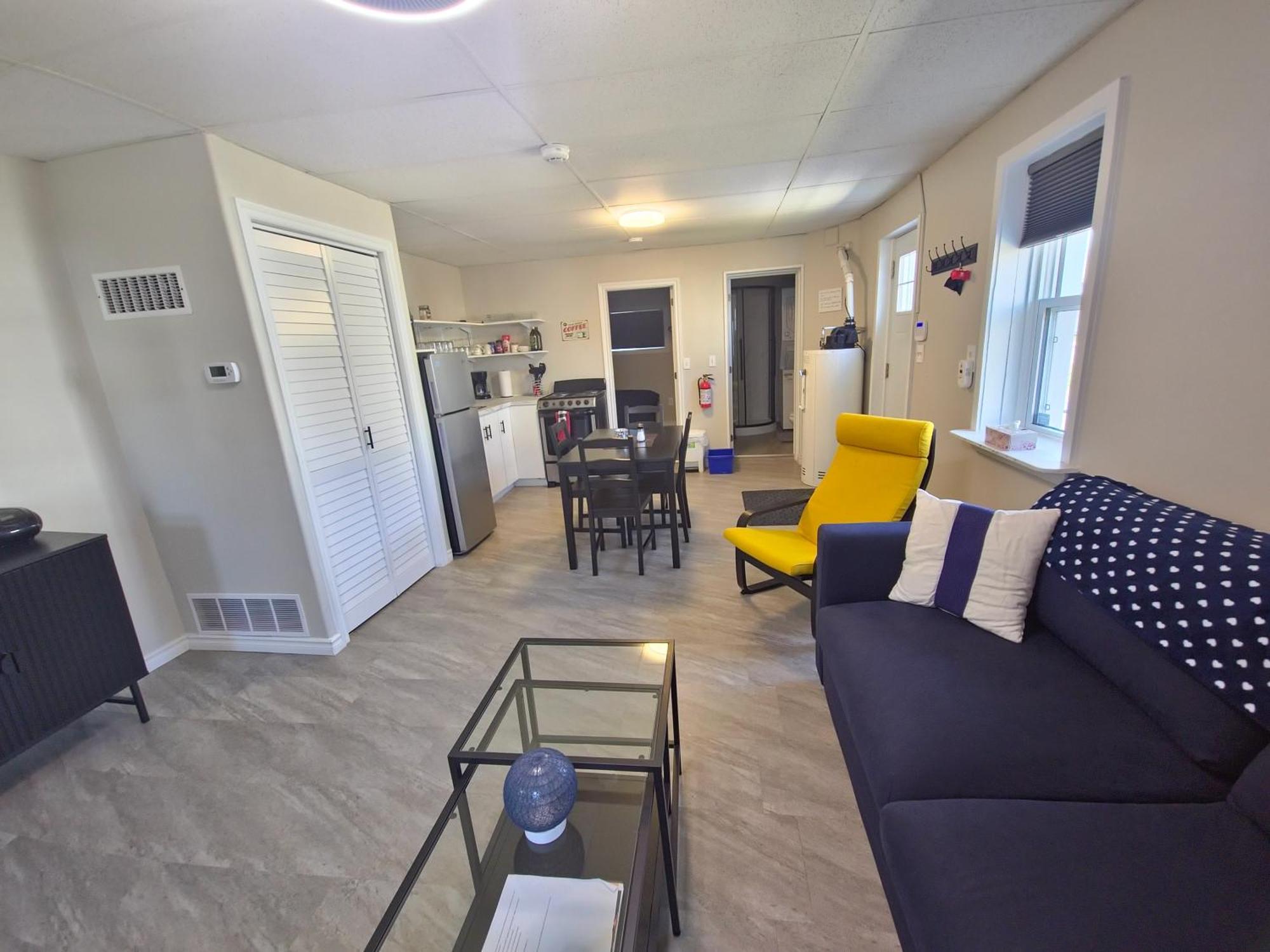 Cozy Home On A Quiet Street Minutes To Dt Kingston Exterior foto